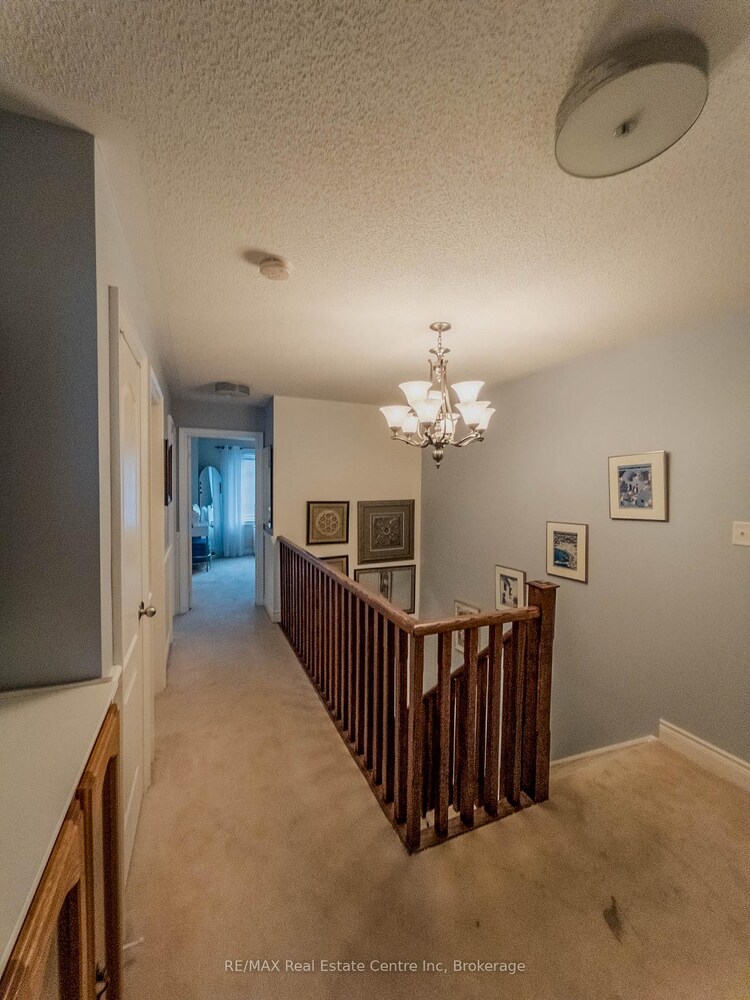 1035 Victoria Road S, Guelph, ON, Kortright East