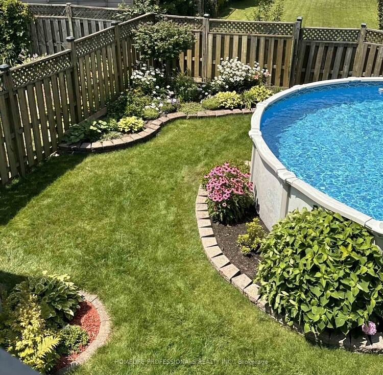 22 Bourbon Court, Hamilton, ON, Barnstown
