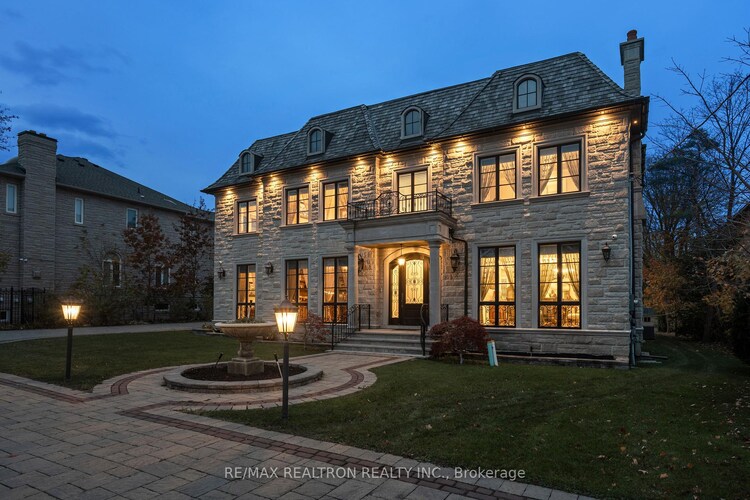 9 Thornbank Road, Vaughan, ON, Uplands