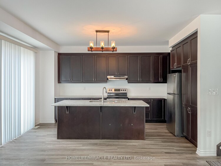 1270 Redbud Garden, Milton, ON, 1026 - CB Cobban