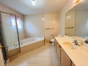 15 Cantertrot Court, York, ON , MLS #N12094485 , Image - 1