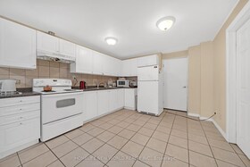 803 Shanahan Boulevard, York, ON , MLS #N12094534 , Image - 1