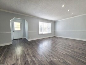 8 Elgin Street, Waterloo, ON , MLS #X12095241 , Image - 1