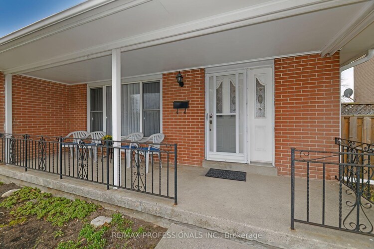 11 Pegasus Trail, Toronto, ON, Woburn