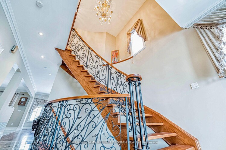 50 Quinan Drive, Toronto, ON, Maple Leaf