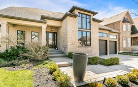 24 Jacob Gingrich Drive, Waterloo, ON , MLS #X12509224 , Image - 1