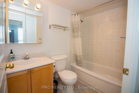2545 Erin Centre Boulevard, Peel, ON , MLS #W12095587 , Image - 1