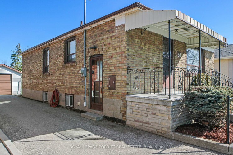 284 Lanor Avenue, Toronto, ON, Alderwood
