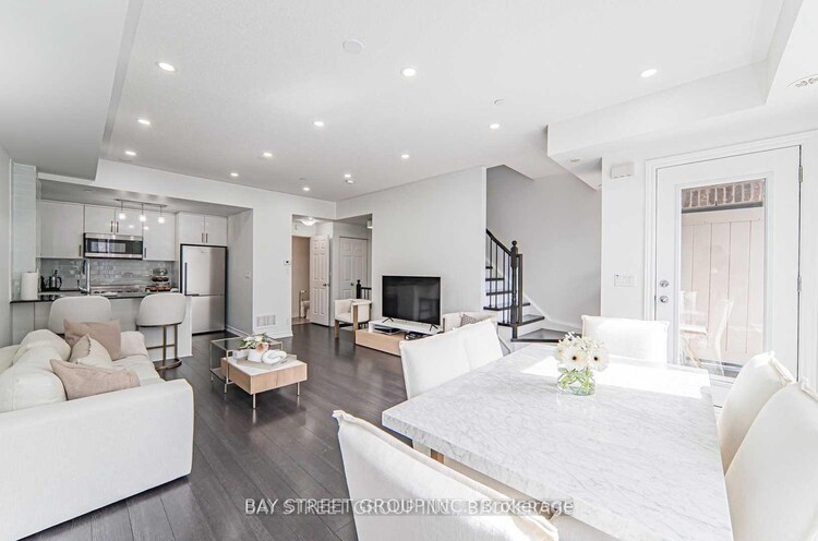 10 Carnation Avenue, Toronto, ON, Long Branch