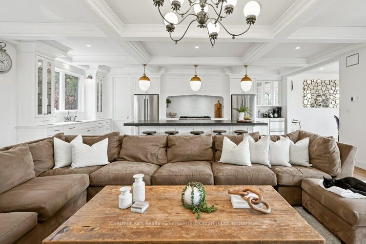 27 Vardon Drive, Guelph, ON, Dovercliffe Park/Old University