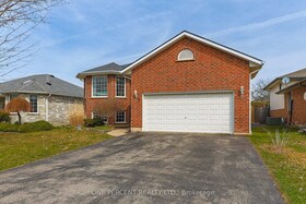 9 Johnson Crescent, Norfolk, ON , MLS #X12096338 , Image - 1