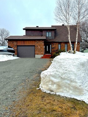 137 Girdwood Crescent, Cochrane, ON , MLS #T12095798 , Image - 1