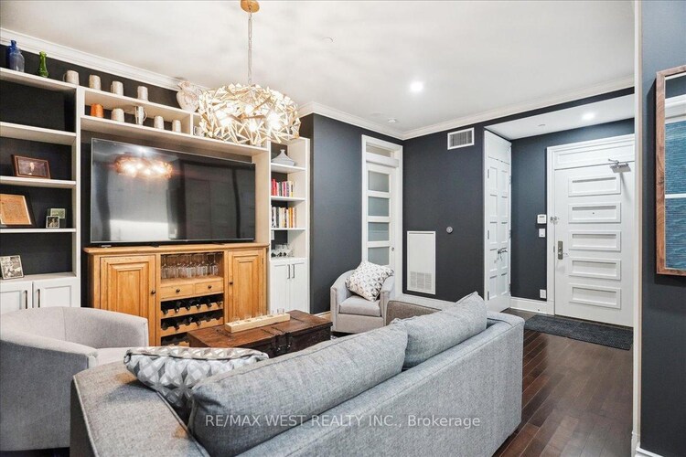 22 Leader Lane, Toronto, ON, Church-Yonge Corridor