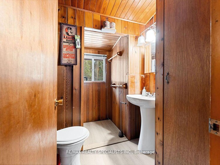 11 Talsi Road, Essa, ON, Rural Essa