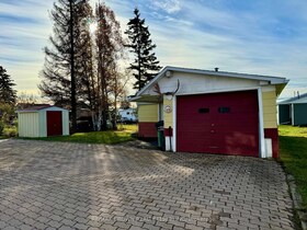 177 Elaine Avenue, Cochrane, ON , MLS #T12485292 , Image - 1