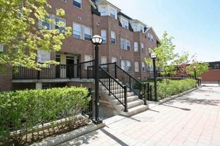 760 Lawrence Avenue W, Toronto, ON, Yorkdale-Glen Park