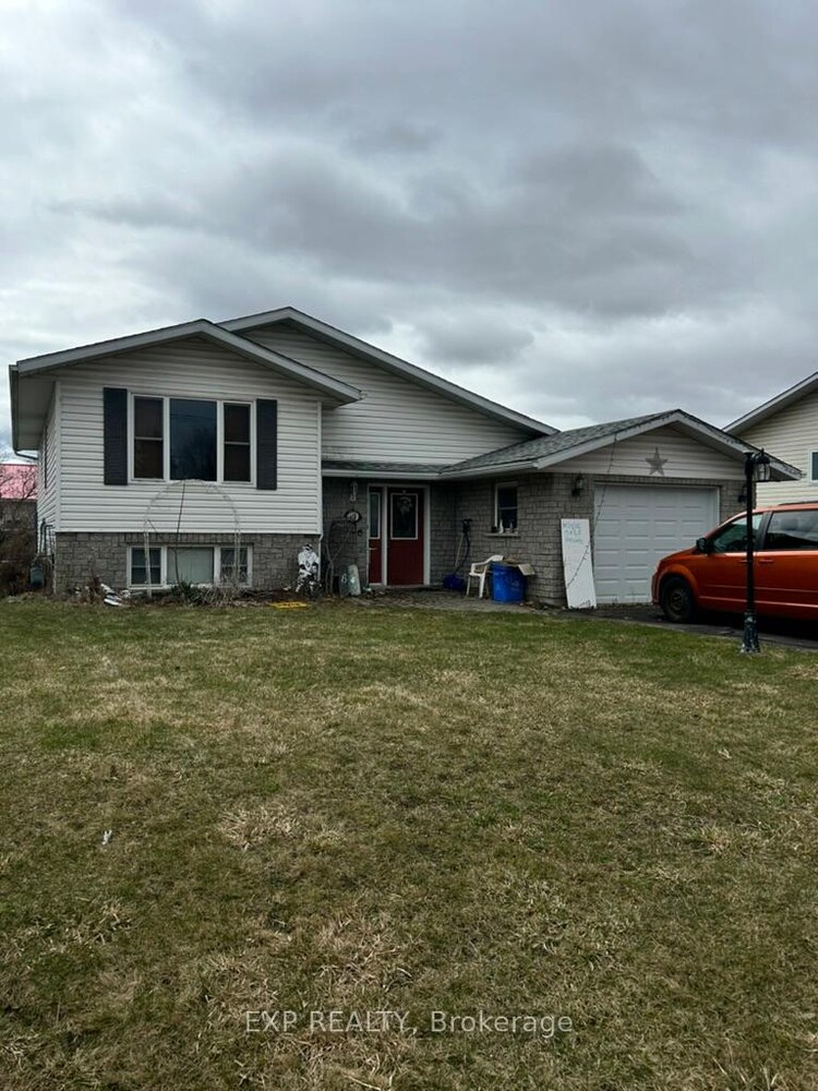 468 Gillan Road, Renfrew, ON, 