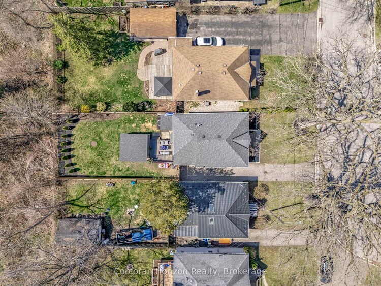 5 Stirton Avenue, Brantford, ON, 
