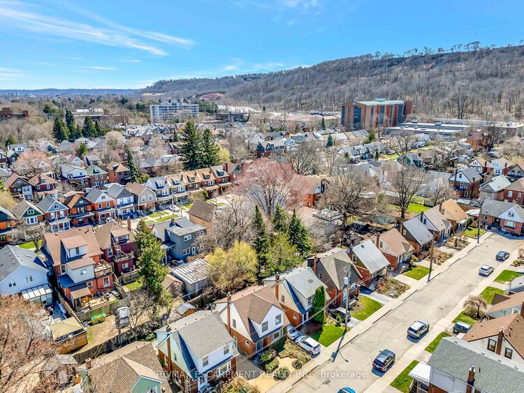 21 Gilmour Place, Hamilton, ON, Blakeley