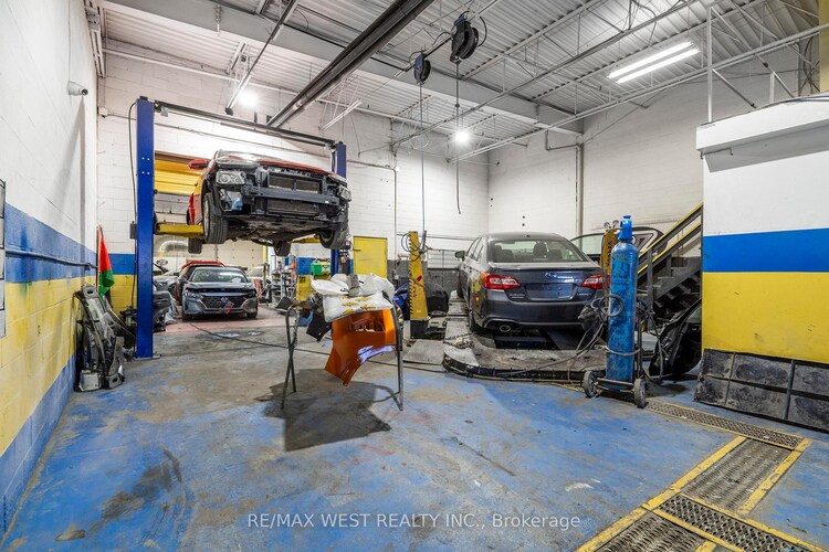 7089 Torbram Road, Mississauga, ON, Northeast