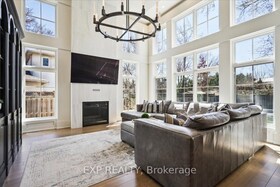 528 Wellington Crescent, Halton, ON , MLS #W12289376 , Image - 1