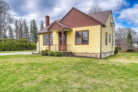 11 Churchill Drive, Perth, ON , MLS #X12099578 , Image - 1