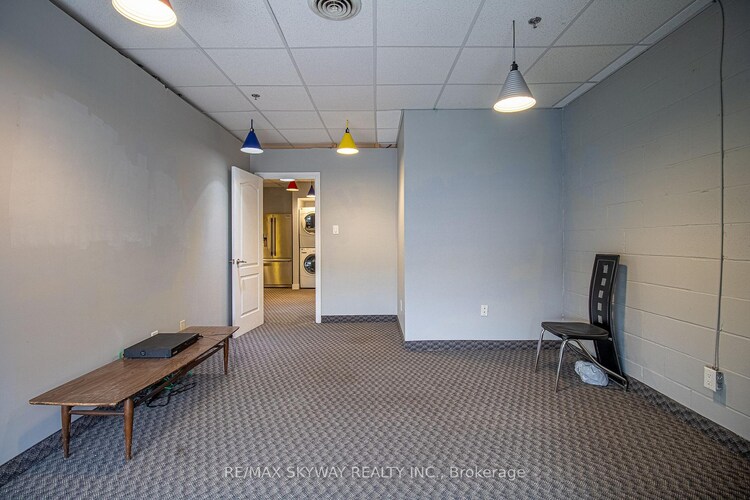 140 Regina Road, Vaughan, ON, West Woodbridge