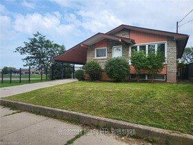 22 Willowdale Avenue, Niagara, ON , MLS #X12100265 , Image - 1