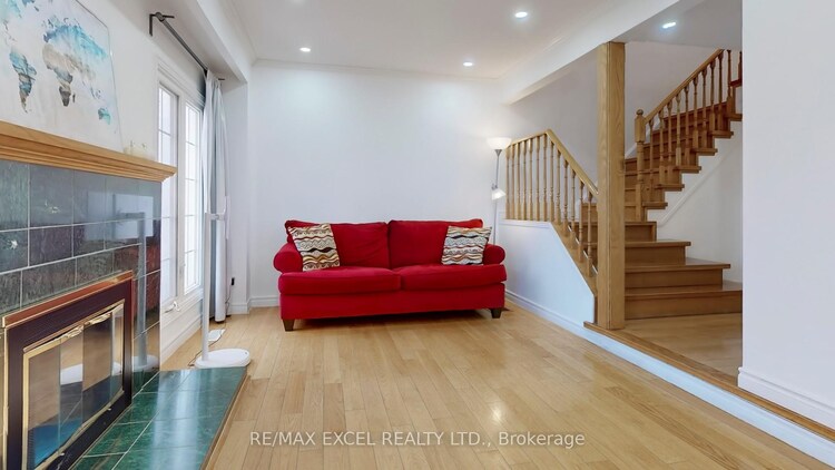 74 Truro Crescent, Toronto, ON, Milliken