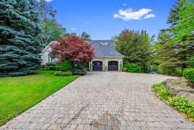 235 LAKEWOOD Drive, Halton, ON , MLS #W12100947 , Image - 1
