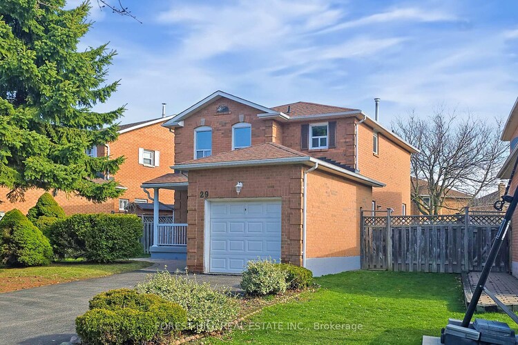 29 Arisaig Drive, Vaughan, ON, Maple