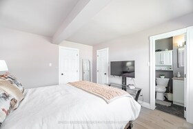 33 Wylie Circle, Halton, ON , MLS #W12101848 , Image - 1