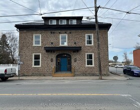 5 Clothier Street W, Leeds and Grenvi, ON , MLS #X12714660 , Image - 1