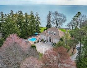 49 Cox Drive, Halton, ON , MLS #W12399312 , Image - 1