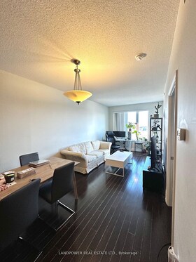 325 South Park Road, York, ON , MLS #N12102947 , Image - 1