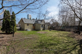 70 High Street, Barrie, ON