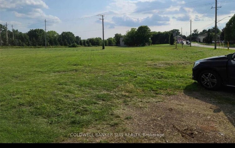 660 Main Street, Woodstock, ON, Woodstock - South