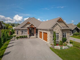 126 West Ridge Drive, Grey County, ON , MLS #X12103463 , Image - 1