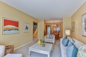 669 Woodcrest Boulevard, Middlesex, ON , MLS #X12103801 , Image - 1