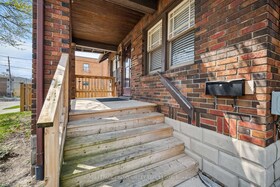 610 Wallace Street, Middlesex, ON , MLS #X12103633 , Image - 1