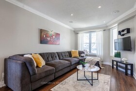 2202 PEMBROKE Court, Halton, ON , MLS #W12103739 , Image - 1