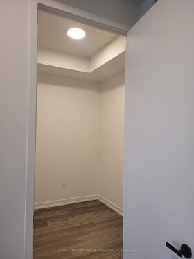 225 Commerce Street, York, ON , MLS #N12103689 , Image - 1
