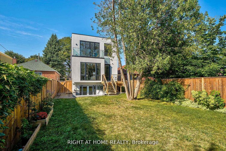 333 Woodmount Avenue, Toronto, ON, East York