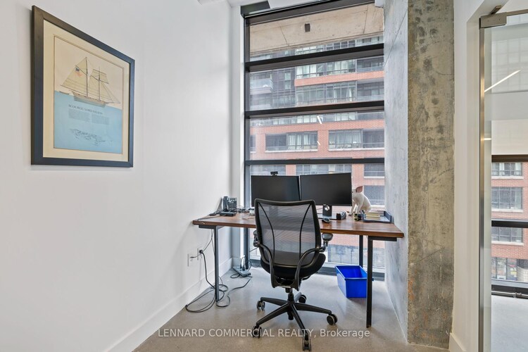 32 Lisgar Street, Toronto, ON, Little Portugal