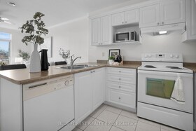 353 Commissioners Road W, Middlesex, ON , MLS #X12103950 , Image - 1