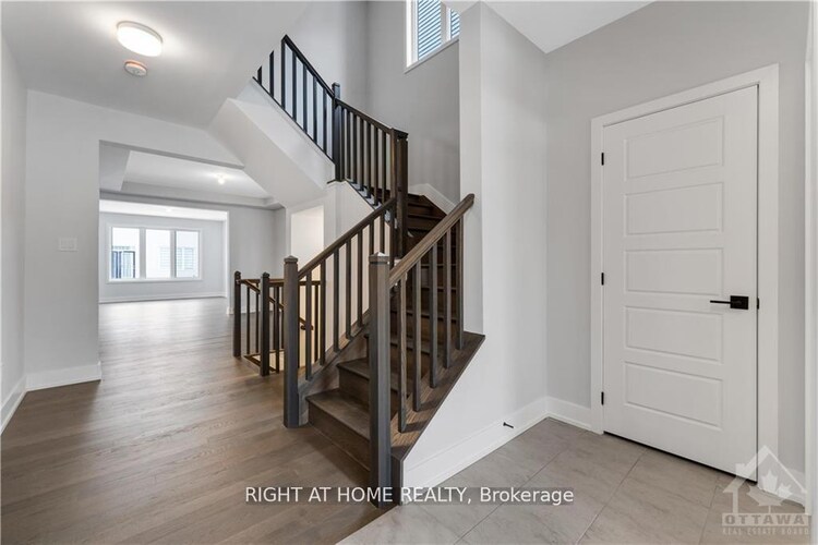 831 Derreen Avenue, Stittsville - Munster - Richmond, ON, 8211 - Stittsville (North)