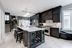 62 Corinaldo Drive, Hamilton, ON