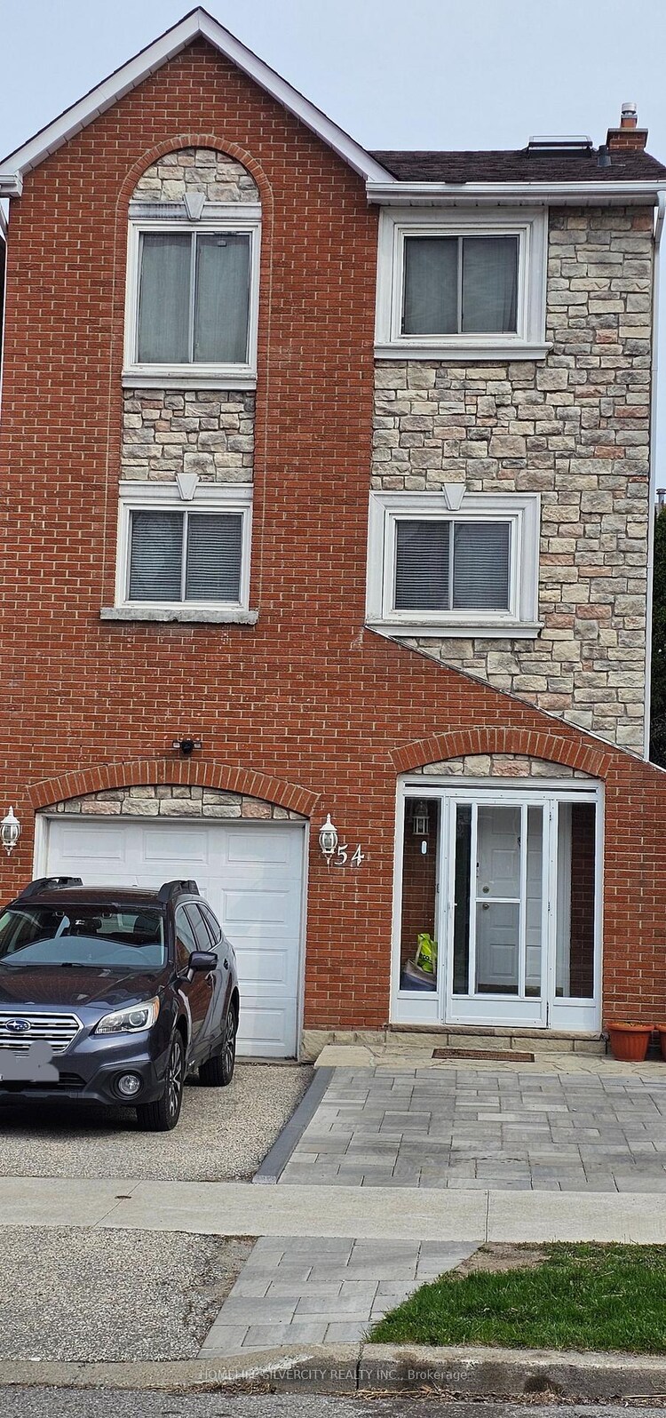 54 Carnival Court, Toronto, ON, Westminster-Branson