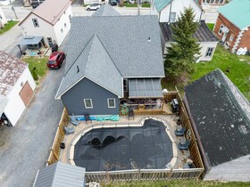 1086 Prince Street, Leeds and Grenvi, ON , MLS #X12481385 , Image - 1