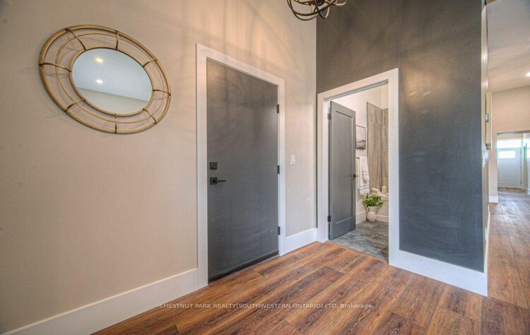 1 Bond Street, Cambridge, ON, 